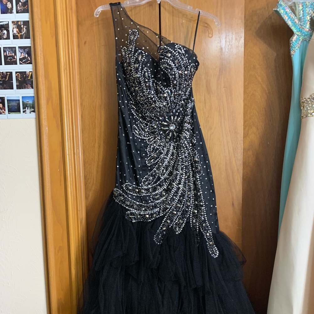 Bici I & Coty Black & Glitter Beaded Evening Gown